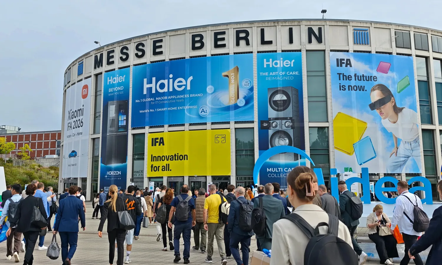 IFA 2026开幕:中国品牌主导显示技术,AI家电进入实用化阶段|新闻截图 IFA 2026开幕:中国品牌主导显示技术,AI家电进入实用化阶段
